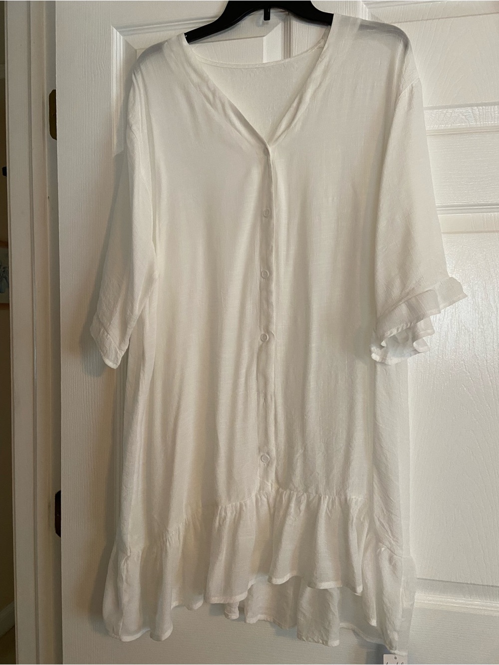 Cupshe White Button-Front Ruffle-Hem Tunic - Picture 2 of 3